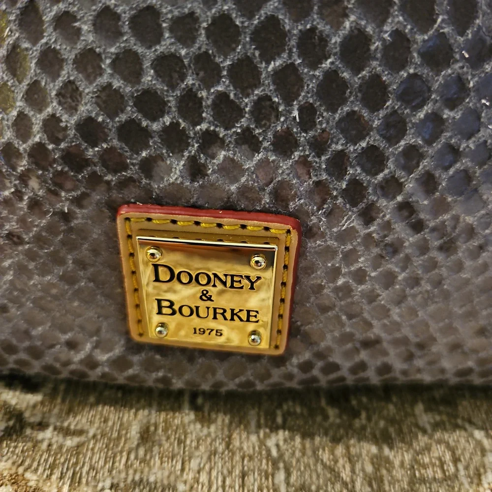 Dooney & Bourke Crossbody Bag - Picture 4 of 11
